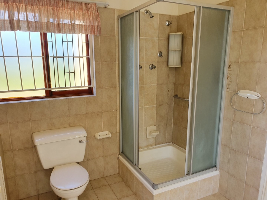 4 Bedroom Property for Sale in Hospitaalheuwel Free State